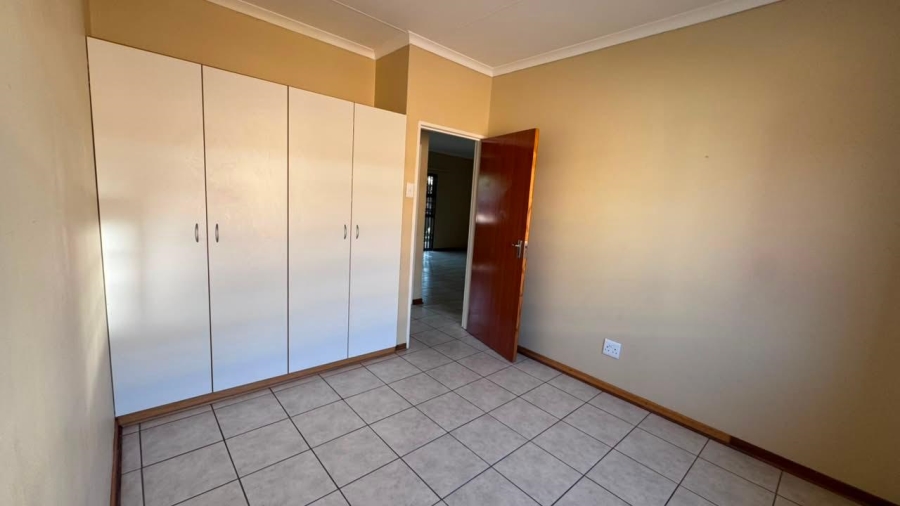 2 Bedroom Property for Sale in Rhodesdene Northern Cape